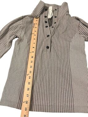 Athleta Small Petite Striped Snap Henley Top Gray White Long Sleeve Yoga Hiking